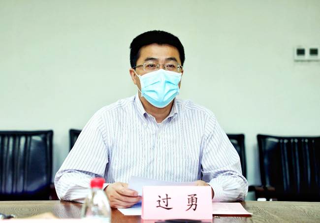 clip_image002.jpg https://news.tsinghua.edu.cn/__local/B/21/96/2EE695548BE9F23677C10177335_751A46A2_3F5839.jpg